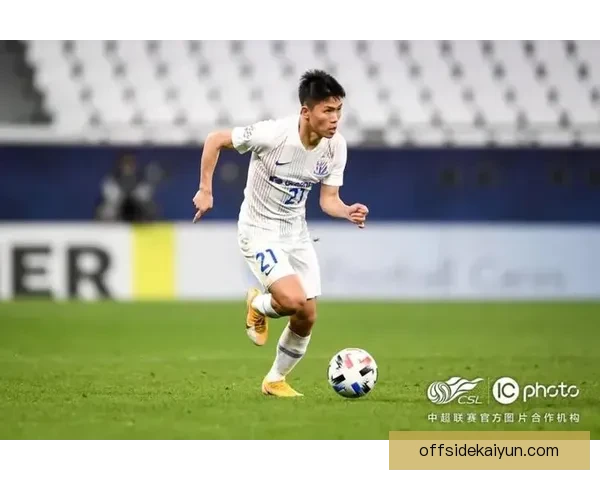 塔雷米技术特点分析：灵活盘带与精准射门的综合体