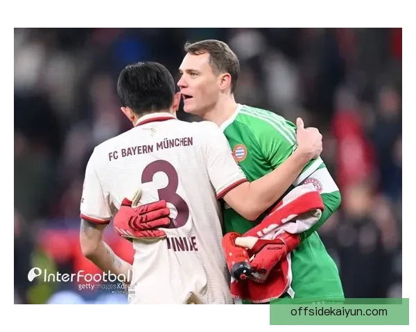 诺伊尔扑救数据对比显示其表现稳健，依然是球队后防线的坚实屏障